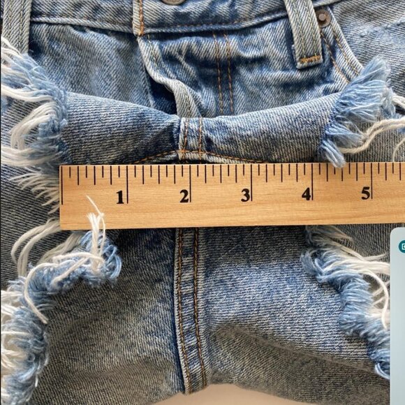 Levi's 501 Denim Shorts Distressed Classic Button Fly Shorts Size 27 - Picture 10 of 12